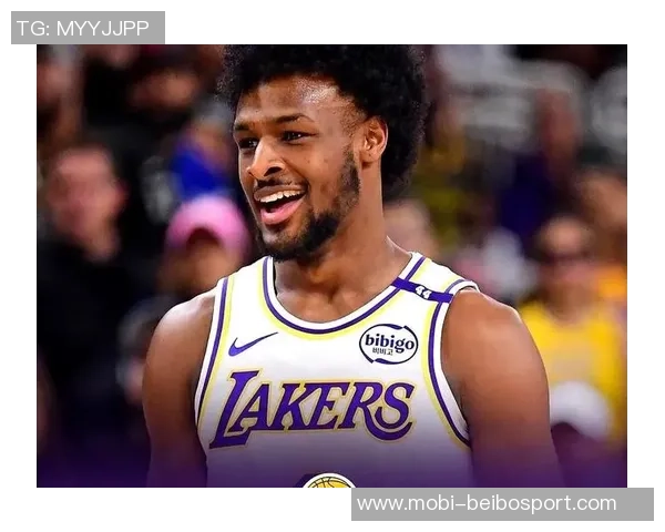 雷迪克称赞布朗尼成长显著G联盟经历助力他的全面提升